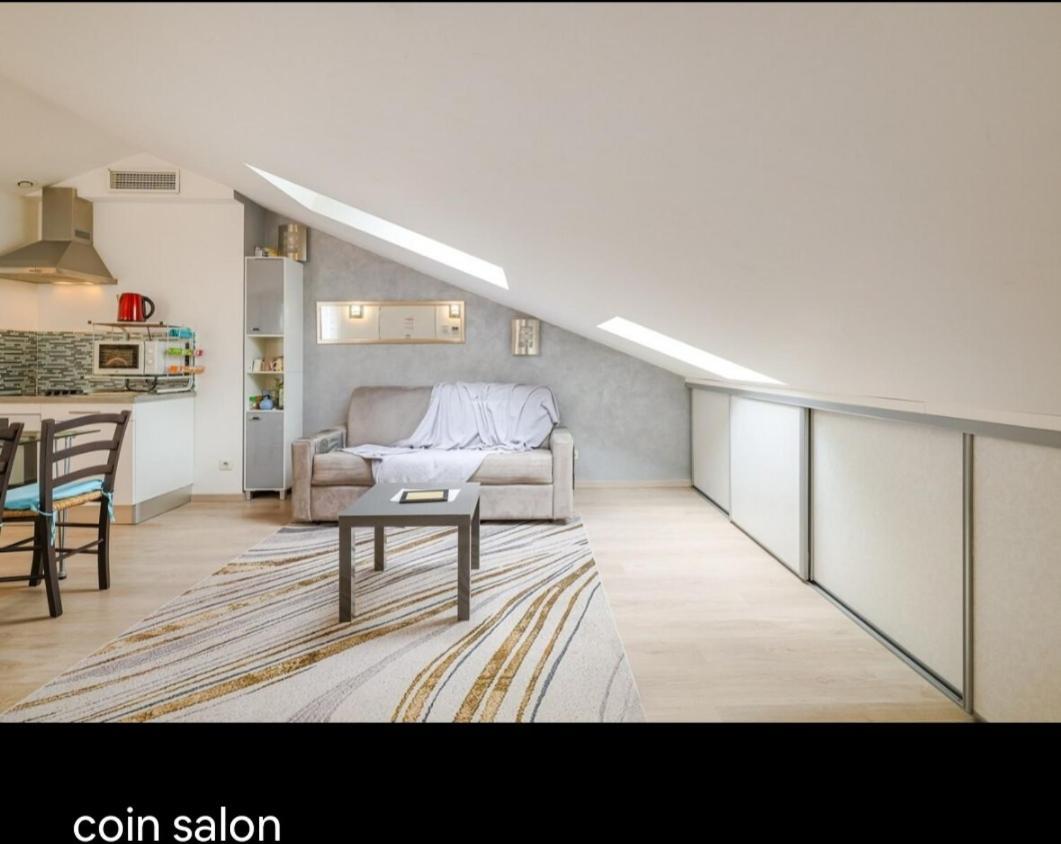 Appartements Au Cros De Cagnes Bagian luar foto