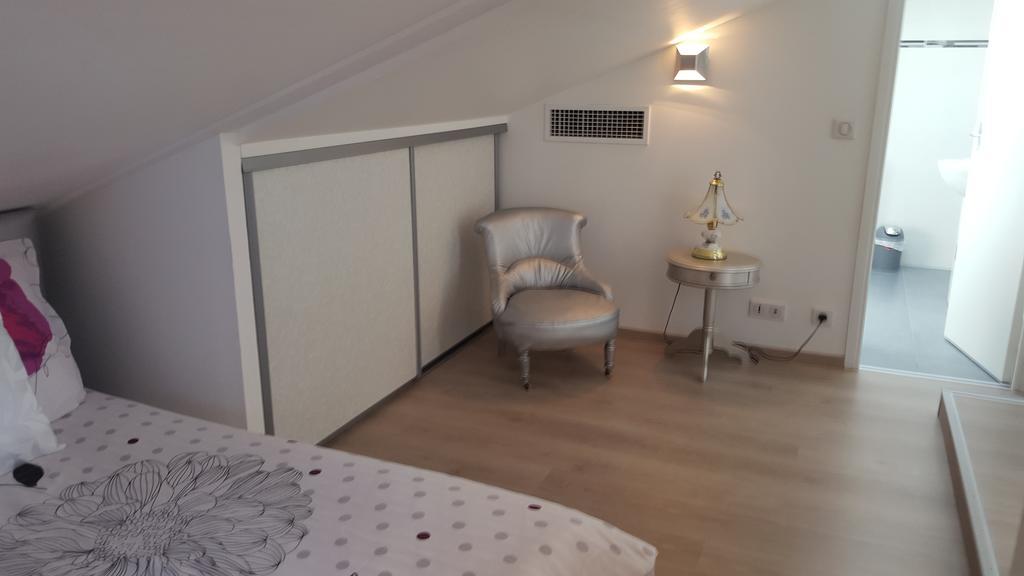Appartements Au Cros De Cagnes Bagian luar foto